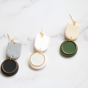 Orecchini minimalisti in argilla polimerica: verde, beige e nero, placcati oro 14k