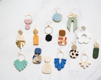 Art-Deco-Pastell-Ton-Ohrringe, geometrisch strukturiert, Bogen-, Blumen- und Monstera-Blatt-Ohrringe, Strumpffüller für Mama
