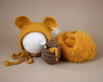 Pre-order/ felted newborn props, felted bear bonnet and jar on honey, honey bee newborn props,