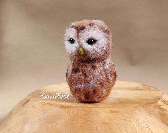 Felted brown owl, owl felt figurine,
