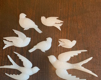 7 Resin birds. Furniture appliqué