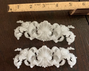 2 resin appliqués for furniture and crafting shabby chic