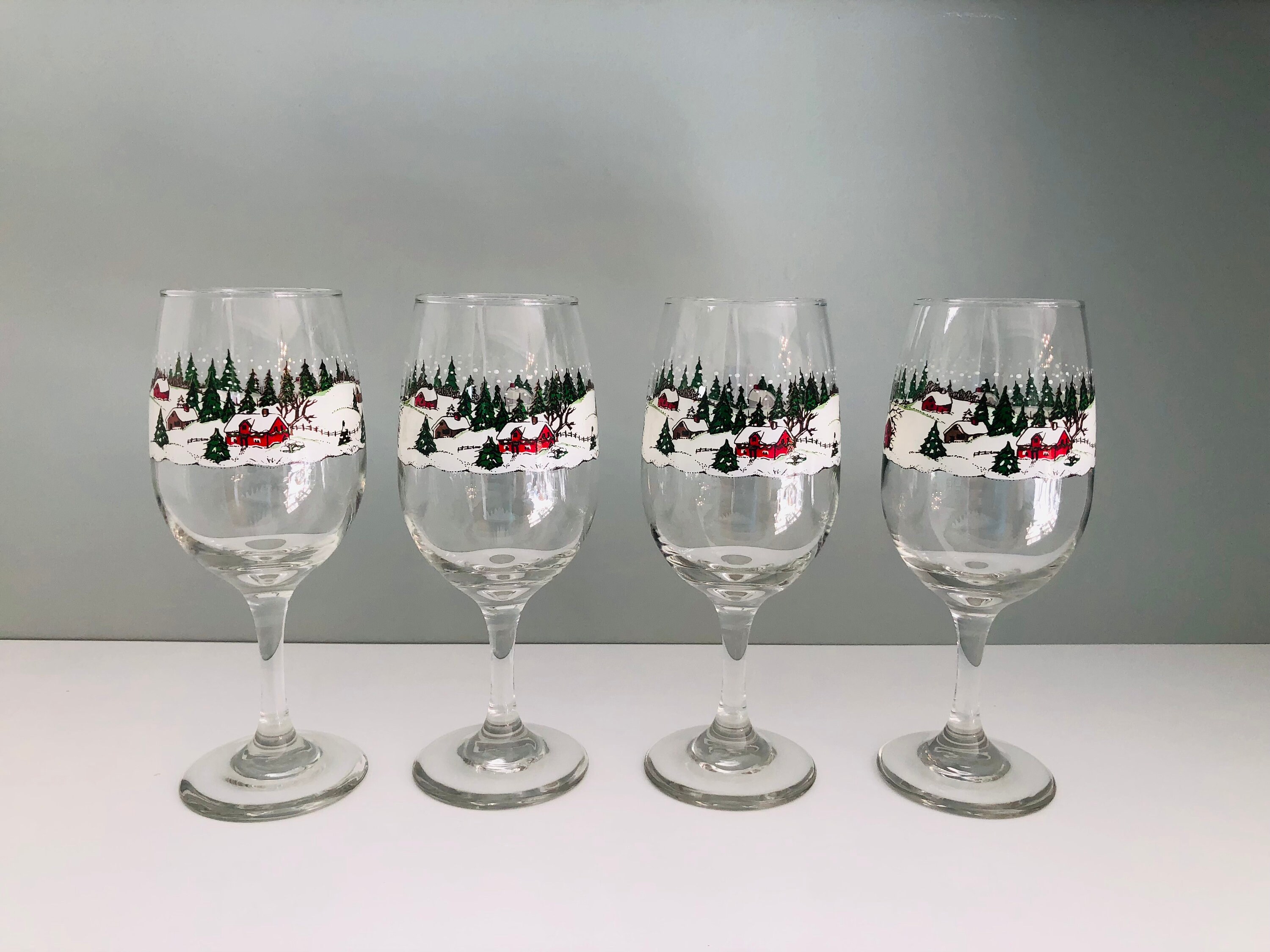 Details about   1950's Libbey Currier & Ives Winter Village Christmas Wine Glasses Goblets 4