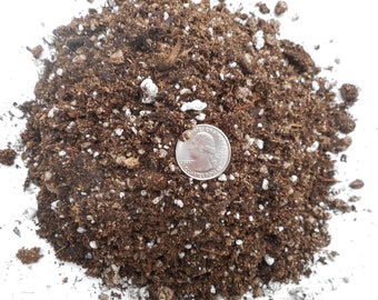 Potting Soil Mix For Any Plants That Require Well Drained Soil like Giant Sequoia, Manzanita, Gunnera and Juniper.