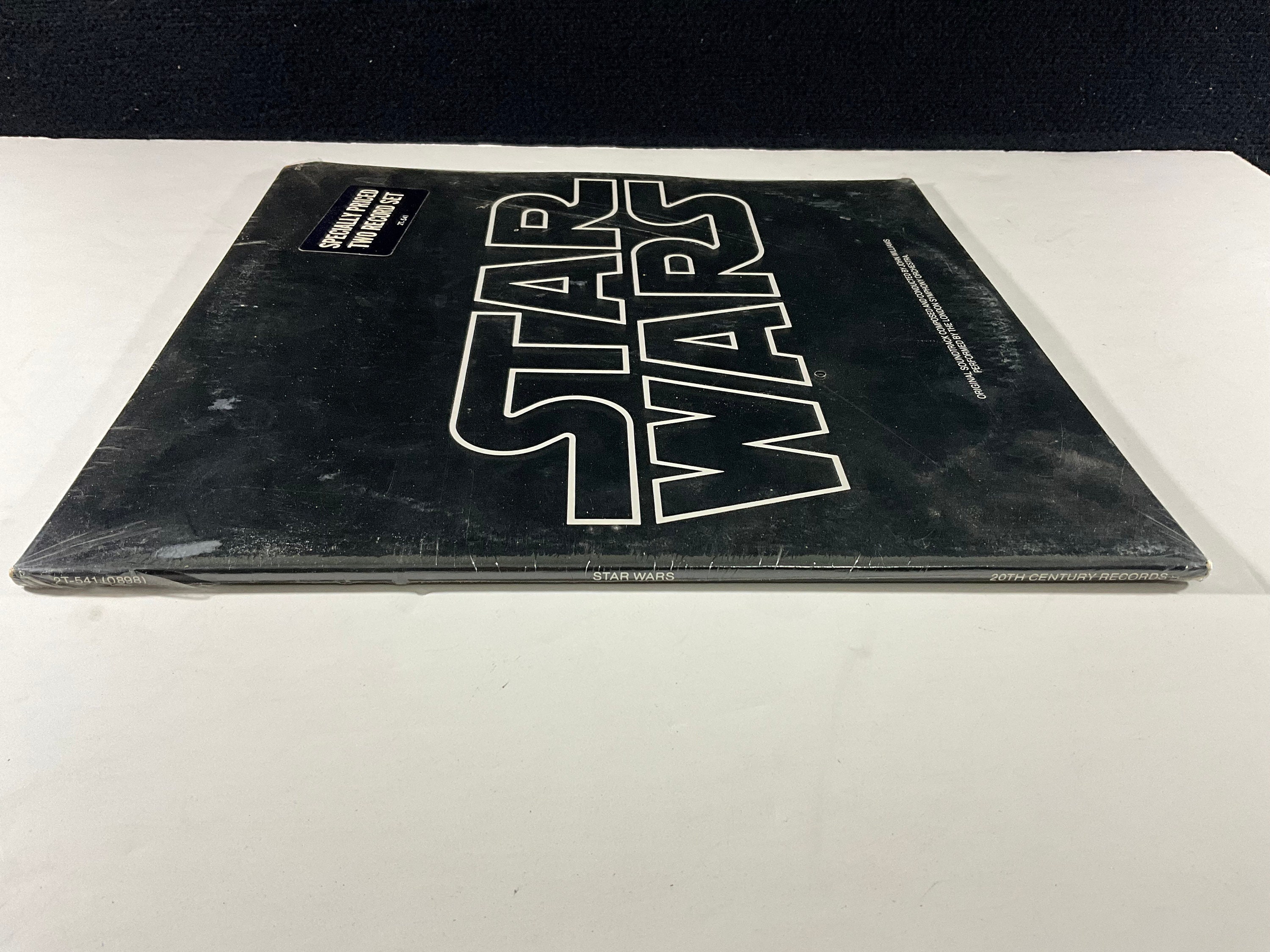 STAR WARS 限定ゴールドバイナル／LPレコード Pre Order Star Wars The Mandalorian LP Set of 3 Records Vinyl OST