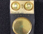 Vintage Zenith Royal 500 Long Distance AM Portable Owl Transistor Radio. Works.