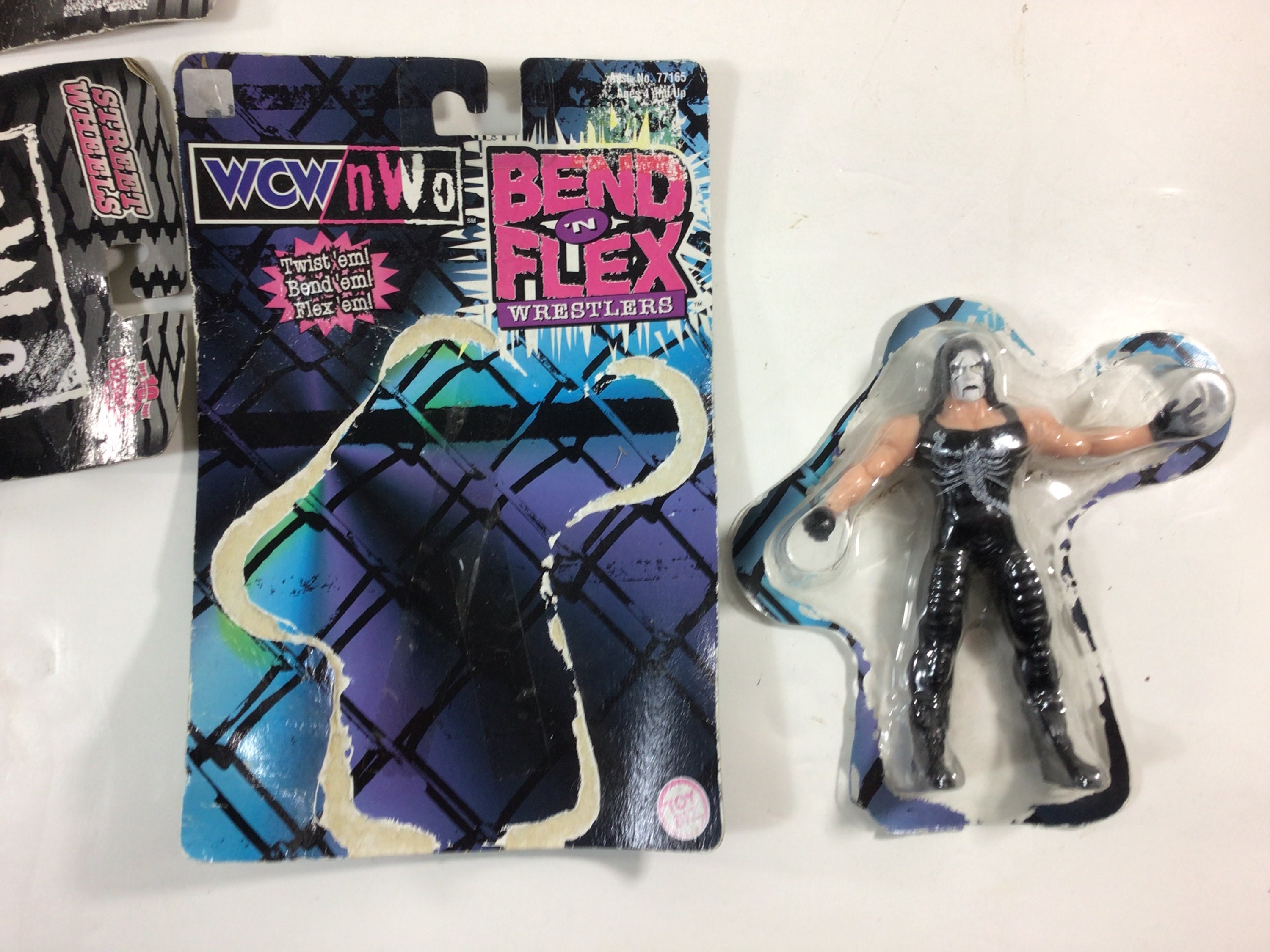 Vintage 1999 WCW/NWO Bret Hart Hulk Hogan Die Cast Cars & Sting 5
