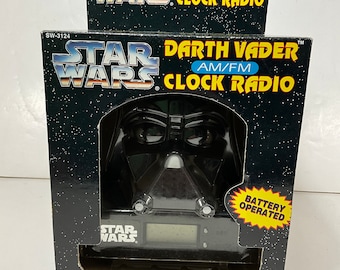 Vintage 1995 Star Wars Darth Vader AM/FM Clock Radio Sealed