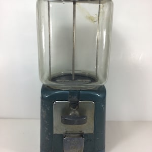 Single Classic Bubble-Gum Machine with Stand