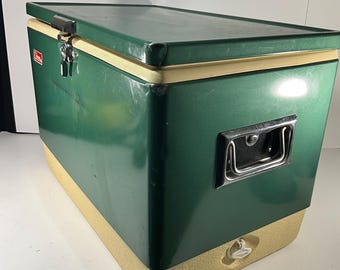 Vintage 1973 Coleman Cooler Green & White 27.5