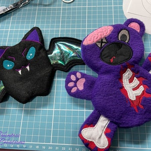 Plushie Vampire Bat, décor gothique, effrayant mignon, effrayant, cadeau pour, animal en peluche, stuffie image 4