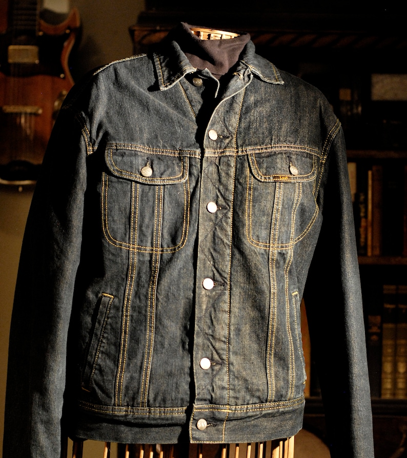 Vintage Lee Sherpa lined Blue Jean Denim Jacket Diamond Stitched Lined Sleeves tagged M early 70's Men or Women image 4