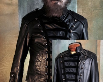 Giacca militare vittoriana vintage in pelle Steampunk nera da uomo S/M Donna M/L foderata - Bottoni argento - Aderente Uomo M Donna L