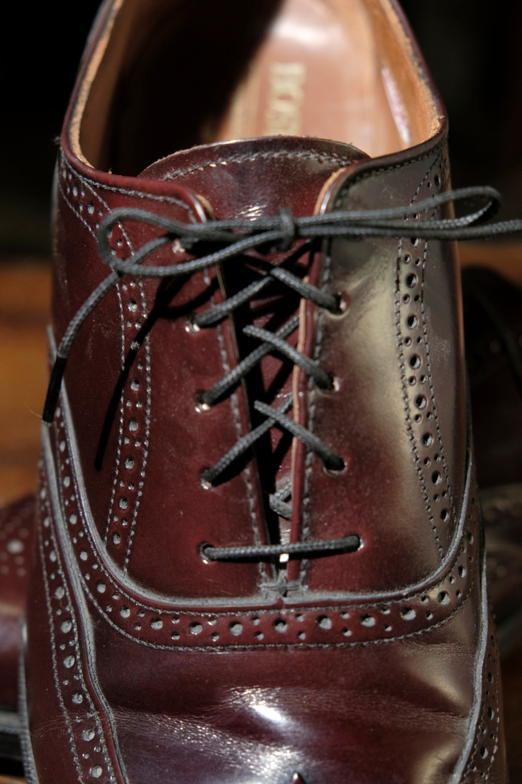 Bostonian Made in USA Burgundy Brogue Oxford 12 D/B Leather Sole Burgundy Wing Tipped Bostonian Oxford Dress | Mercari main image 3