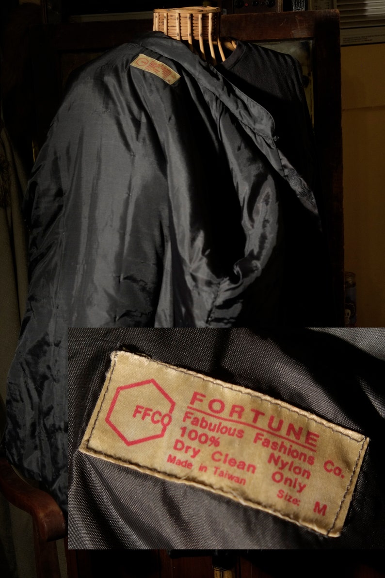 Vintage 60/'s Black Mandarin Padded SilkSatin Nylon Jacket The Only Thing You Want To Be From China Woman/'s M Mandarin Frog Clasps