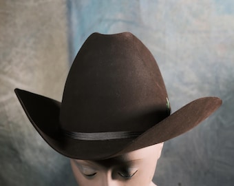 Cappello western marrone vintage anni '70 in feltro di pelliccia, 6 7/8 di Lazy T Westerns