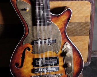 Postal 8 corde Octave Dixie Flyer Bass fatto a mano Sunburst Armstrong Lipstick Pickups F Hole