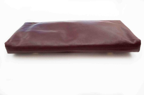 Italian vintage 70's burgundy leather clutch bag … - image 3