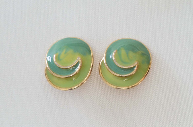 Vintage 80s green enamel clip on earrings for women image 3