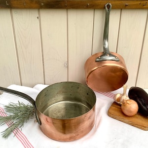 2 ANTIQUE French 1mm copper pots, stamped copper pans 18 & 22cm, iron handles, copper rivets, rustic country farmhouse kitchen decor