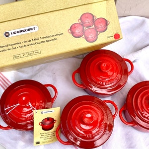 LE CREUSET New Box Set 4 Mini Cocottes, Petite Round Casseroles, perfect housewarming gift or wedding present, French cuisine