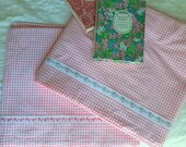 Vintage cotton flat sheet, 1970s woven pink check, embroidered ribbon, Queen size 90 quot wide x 103 quot long, made in France