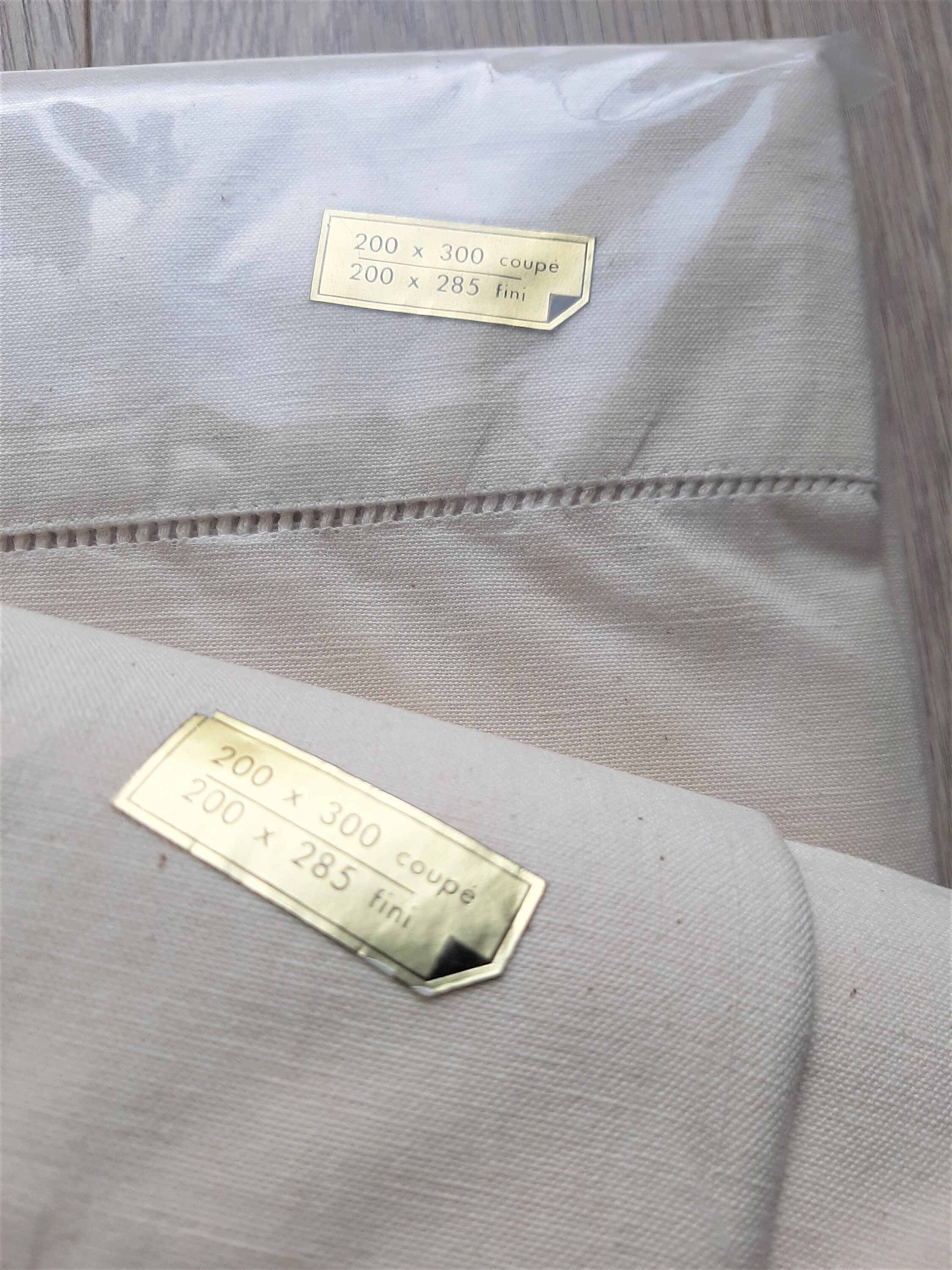 2 Nouveaux Millésimes d'origine Français Feuilles de Coton Pur Dans Leur Emballage d'origine. L200cm