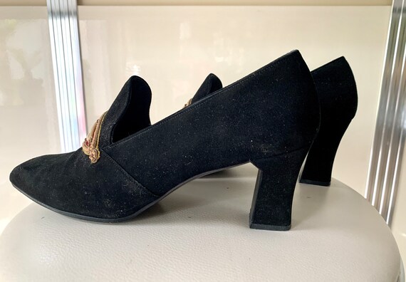 Vintage black suede pumps, leather shoes made in … - image 3