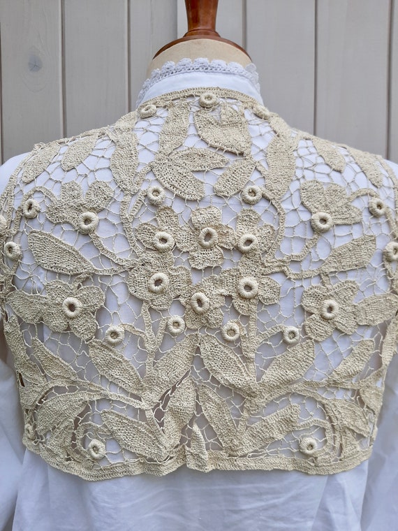 Beautiful French Antique cream crochet lace boler… - image 7