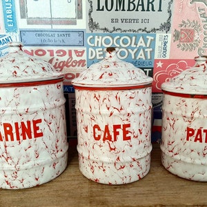 Set of 3 French vintage enamel kitchen canisters, Graniteware, vintage kitchenalia, pots d&#39;épices, rustic 1930s storage pots, home decor