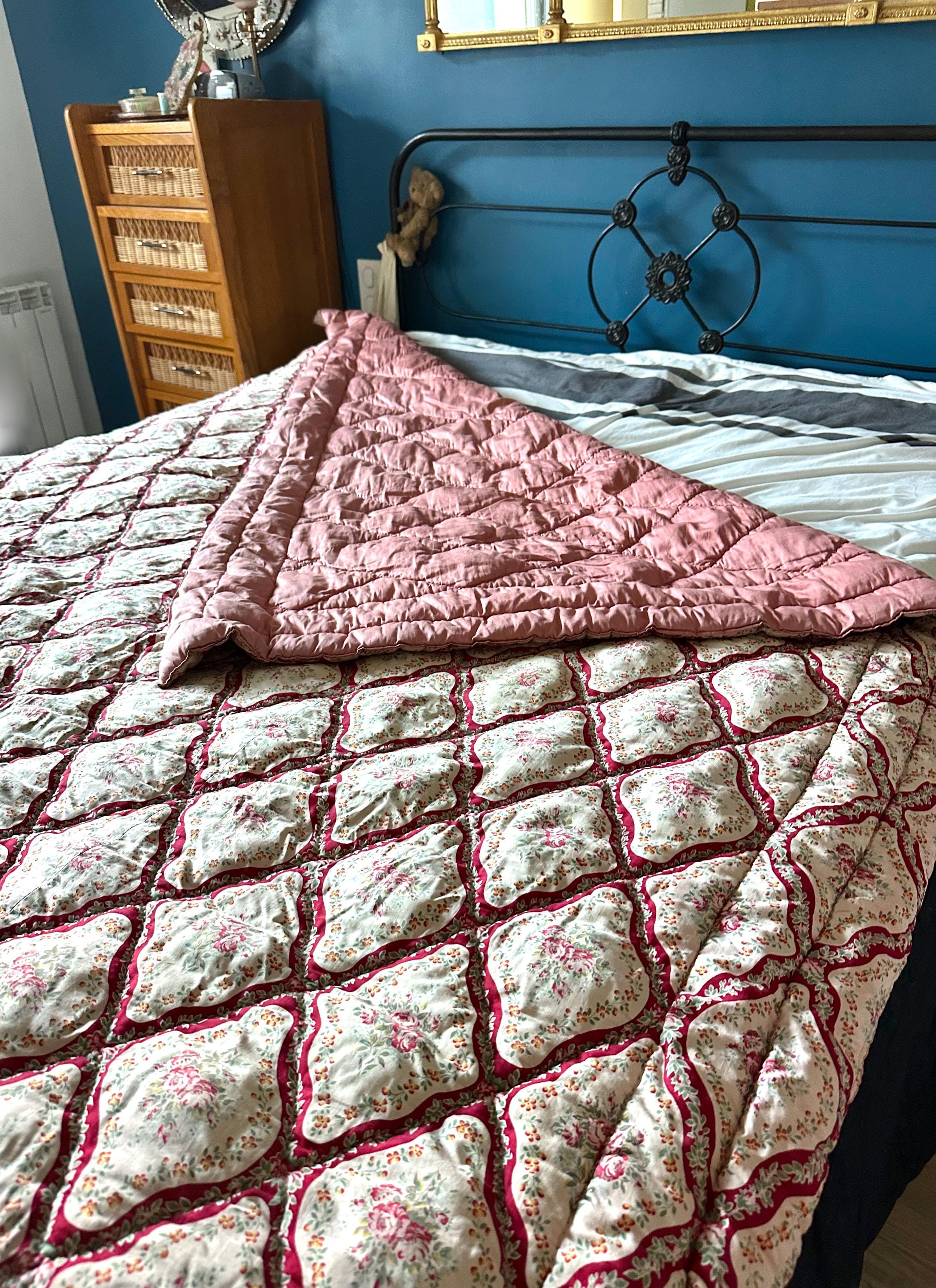 フランスベッド ベッドカバー 当時物 インテリア アンティーク ビンテージ French Antique Floral Quilted Bed Cover: 1940s Boutis, 68x86