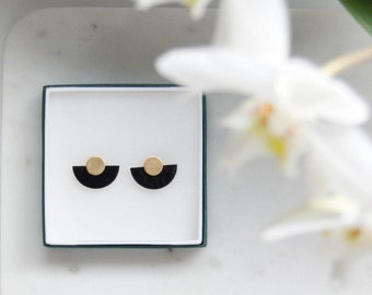 Black & Gold stud earrings, modern Art Deco wooden earrings, geometric semicircle studs, wood and brass jewellery, hand painted jewelry