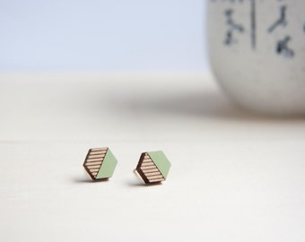 RIGHE earrings, green-mint hexagon wooden stud earrings, post earrings, modern jewelry, stainless steel, unisex, analergic earrings