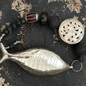 Dekoration  Fisch  Ethno Dekoration mit Perlen aus aller Welt     Glücksbringer Fisch    Home Dekoration  Wand Dekoration