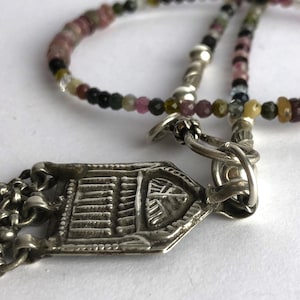 Halskette  Turmaline facettiert   Karen Hill Tribe Silber    altes indisches Silberamulett    Ethno Design