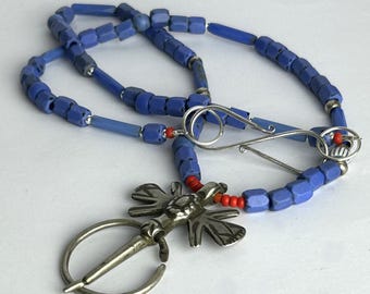 Halskette antike Glasperlen Russian Blue afrikanische Handelsperlen antike Silber Fibula Berbervolk Silberbrosche