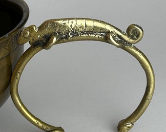 Armreif  alter Messingarmreif der Lobi   Chamäleon    massiver ethnischer Messingarmreif  Traditions Schmuck Afrika