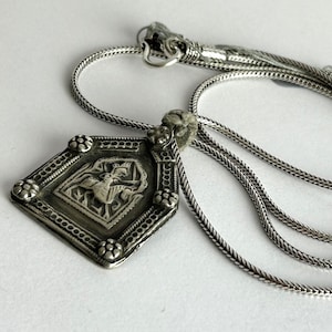 Halskette Sterlingsilber Schlangenkette     antikes indisches Silberamulett    Ethno Design Halskette
