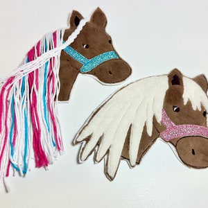 Embroidery file horse head in 2 variants and 3 sizes application image 1