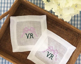 Rosettmonogram Cocktailservetter - Broderade linneservetter - Monogrammeda cocktailservetter - Personlig värdinnapresent - Grandmillennial