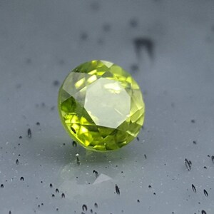 Peridot Rose Petal Flower Ring image 9