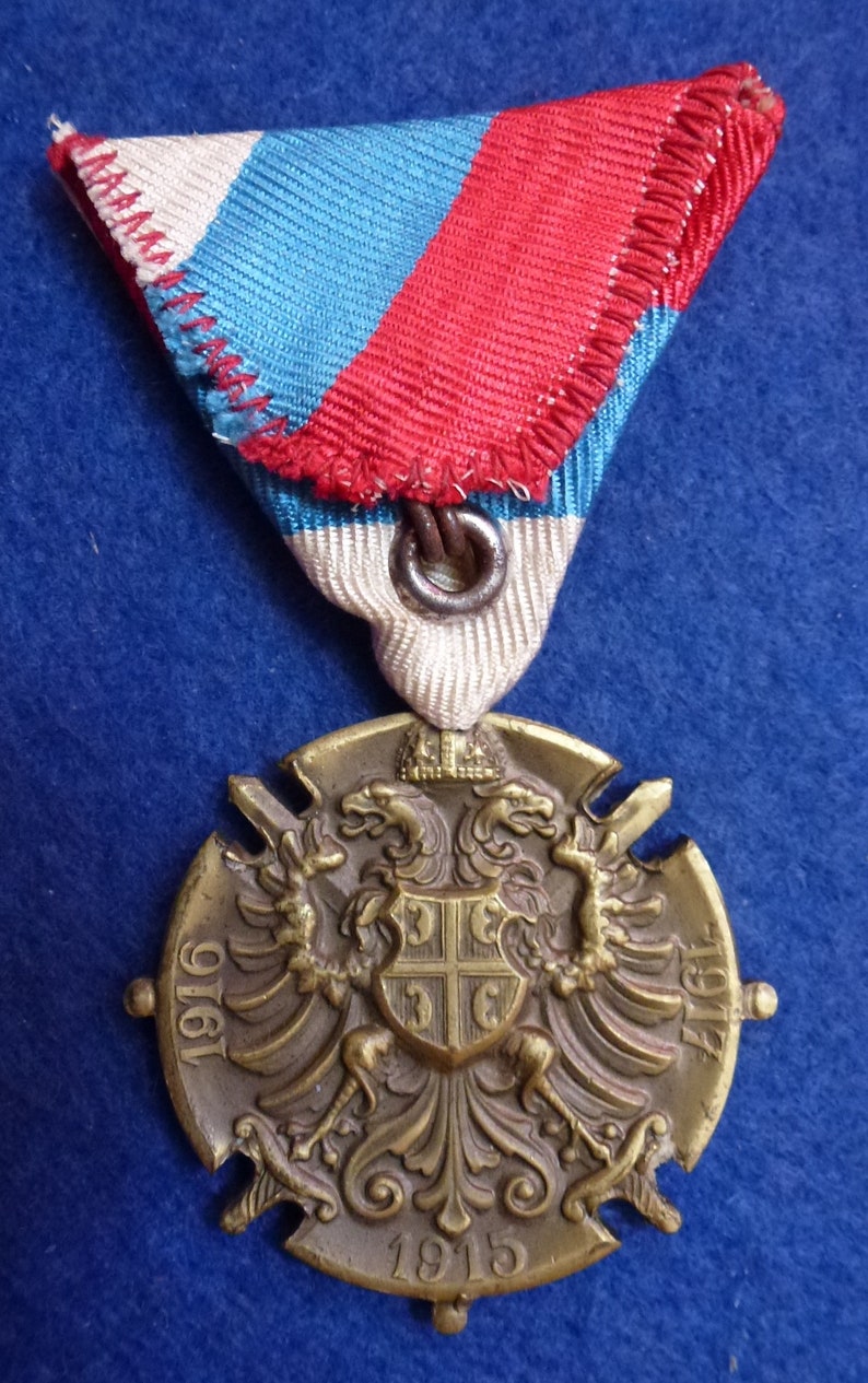 WW1 1914-18 Serbian War Merit Medal. A Scarce Award In Nice Original Condition and On Correct Trifold Ribbon image 2