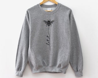 Lass es sein Sweatshirt | Let it Bee Shirt, Bee Shirt, Bee Kind, Let it Bee Sweatshirt, Let it Be