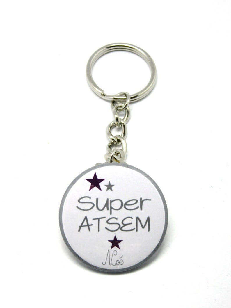 Porte clés 37mm Super ATSEM Prune personnalisable imagem 1