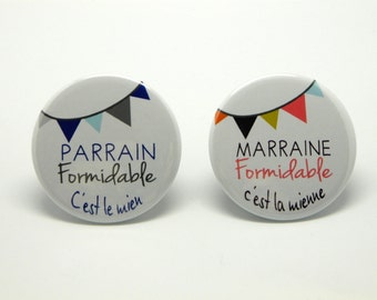 Lot de 2 Magnets 56mm Personnalisables - Spécial Parrain et Marraine Formidables à Fanions