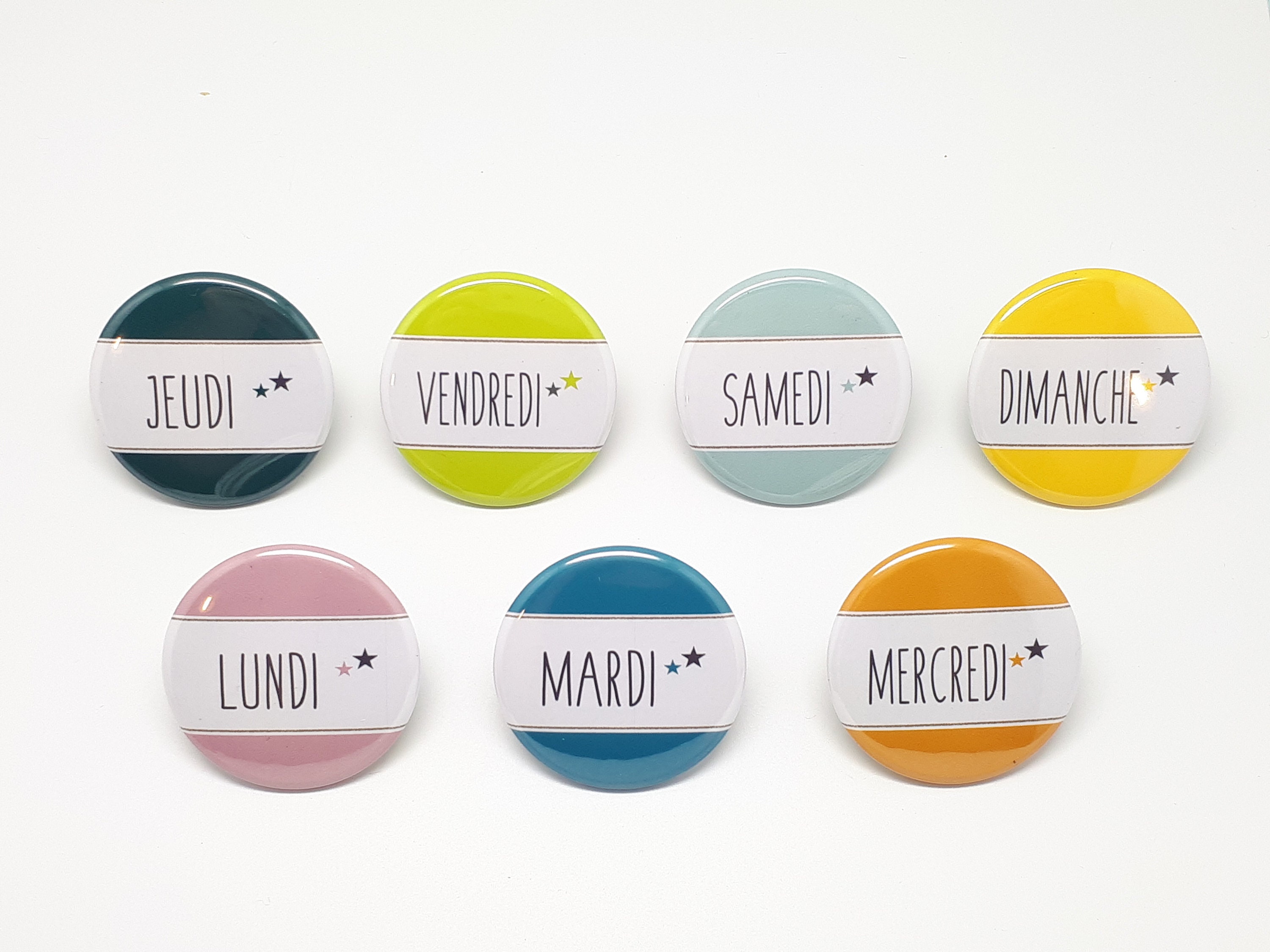 Lot de 7 Magnets 37mm Jours La Semaine 