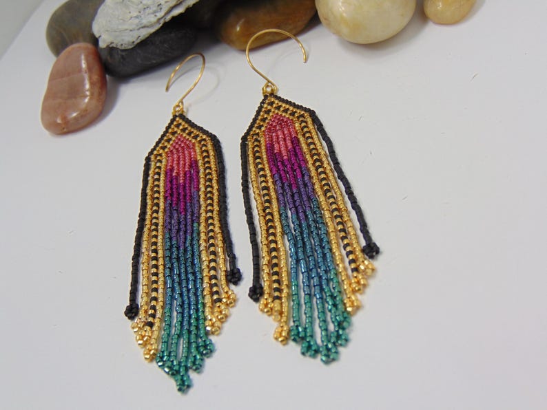 Pendientes brillantes multicolor con flecos, puntada de ladrillo, hipoalergénicos, E486 imagen 2