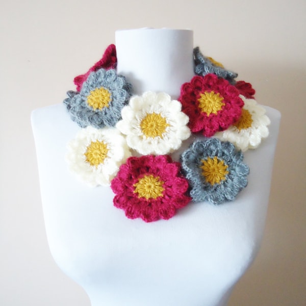 Hand crochet neckwarmer, neckwarmer, crochet neckwarmer, floral wool neckwarmer, wool neckwarmer, flowered neckwarmer, colorful wool scarf