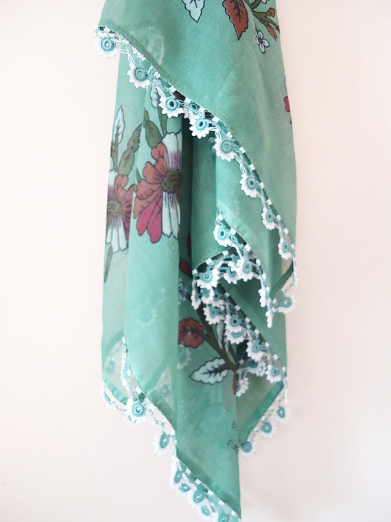 Green Scarf, Turkish Oya Scarf, Beaded Embryodery Trim, Square