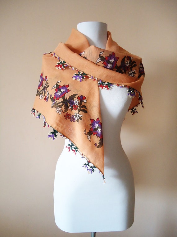 Dark Salmon Pink Turkish needle lace oya scarf wit